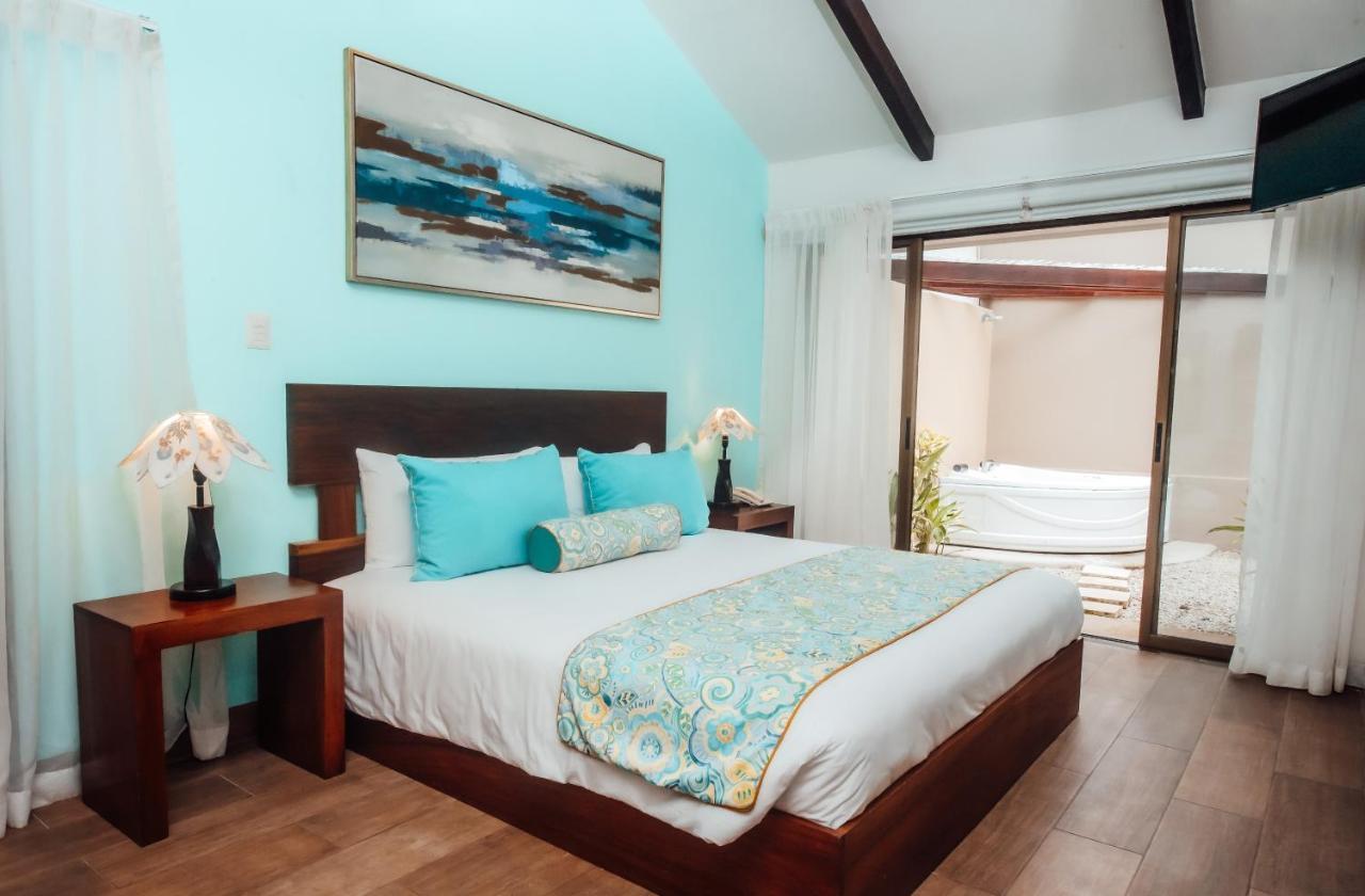 Bahia Del Sol Beach Front Boutique Hotel ポトレロ エクステリア 写真