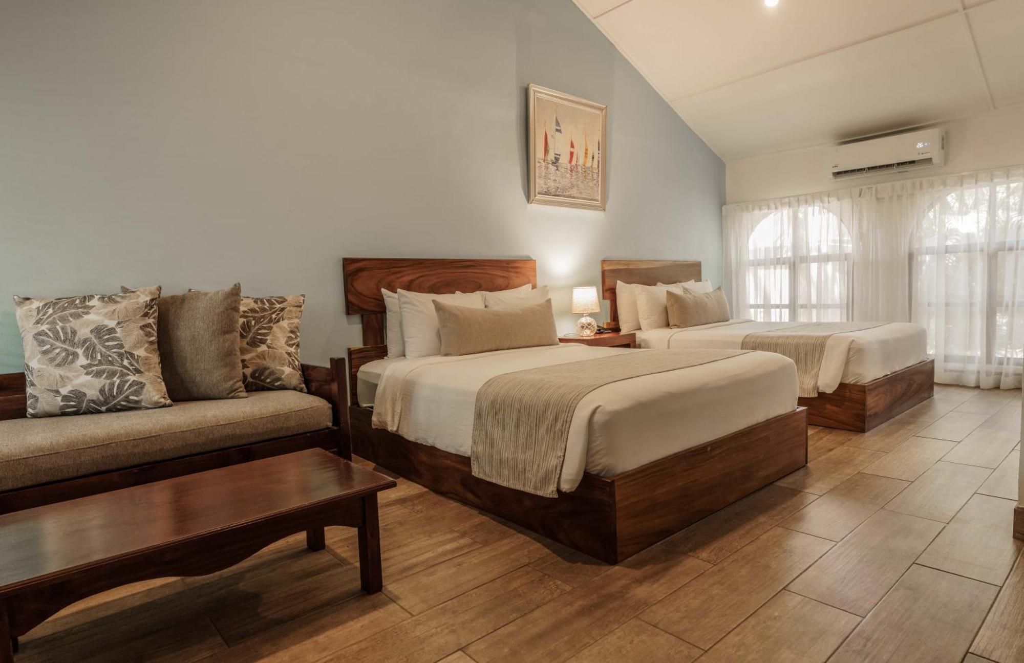 Bahia Del Sol Beach Front Boutique Hotel ポトレロ エクステリア 写真